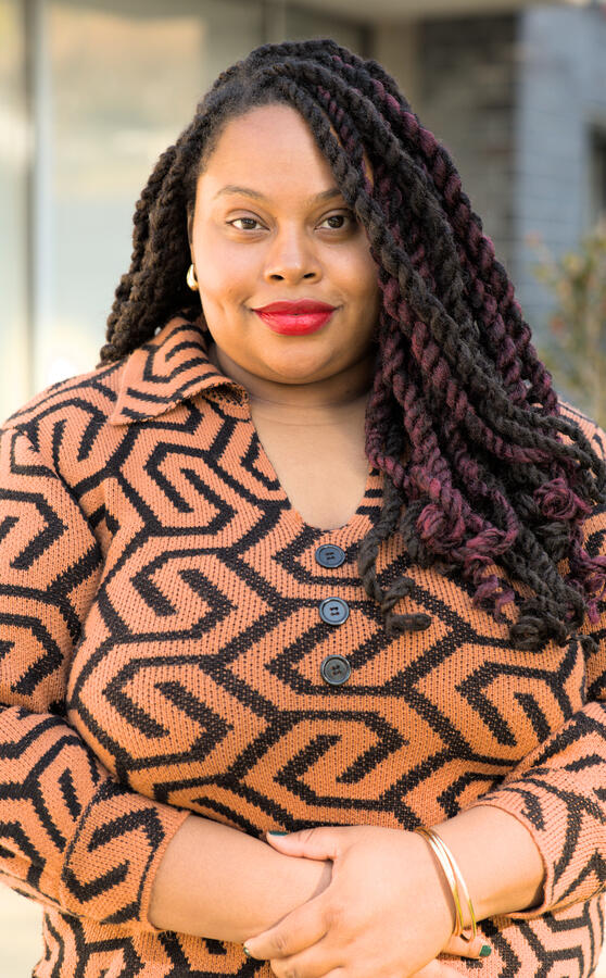 Headshot of therapist.